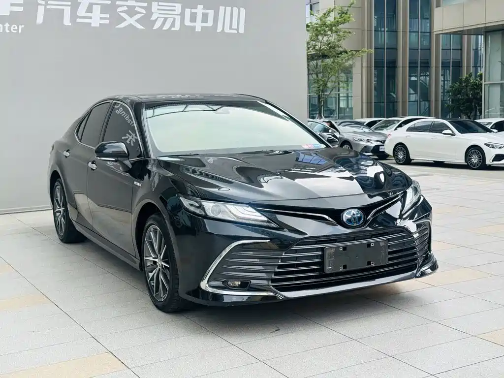 Toyota Camry 2021 2.5HG Luxury