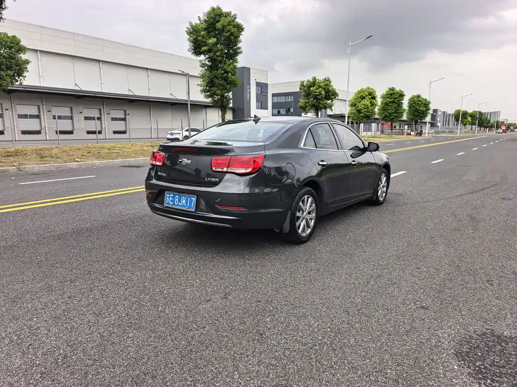 Chevrolet Malibu — миниатюра 12