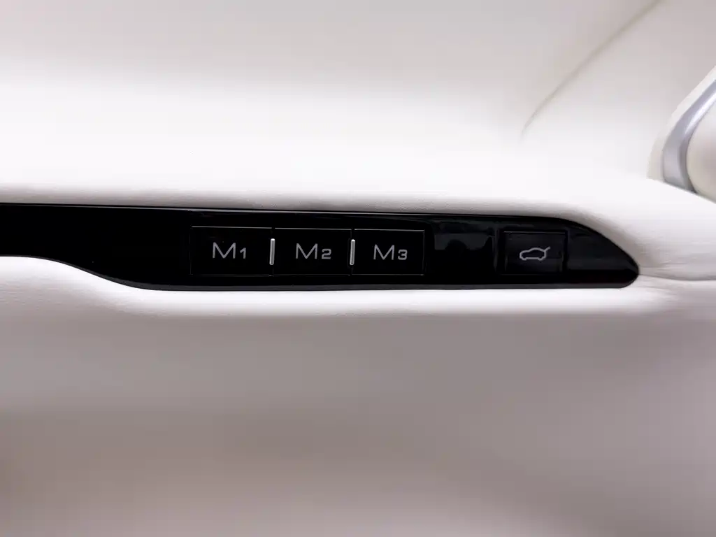 Ferrari Purosangue — миниатюра 14