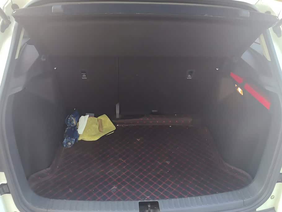 Skoda Karoq 1.4 л 2021 г. Белый, пробег 46300 км