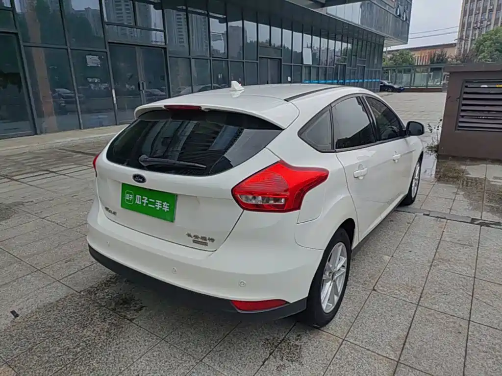 Ford Focus — миниатюра 7