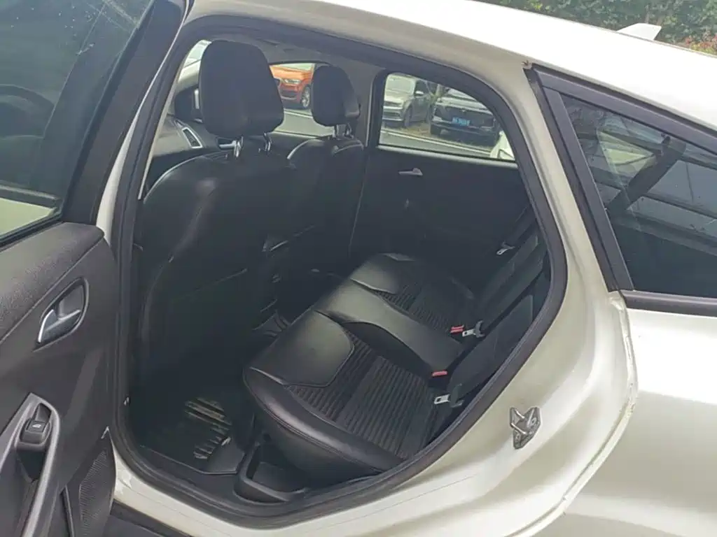 Ford Focus — миниатюра 17