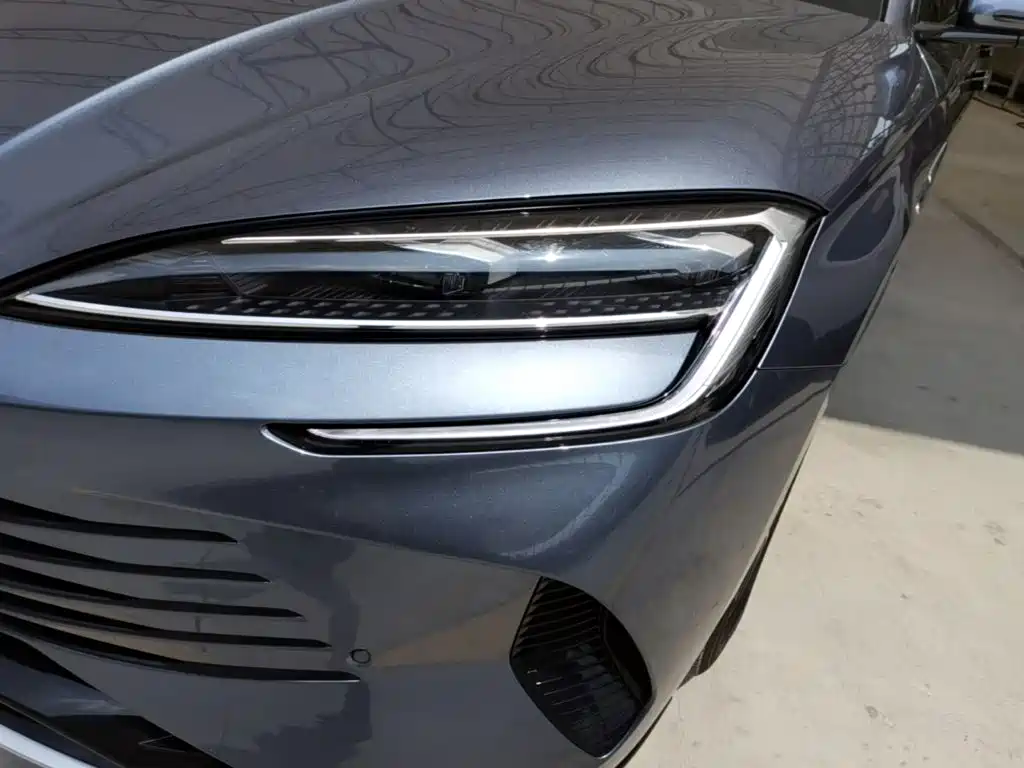 BYD Seal — миниатюра 24