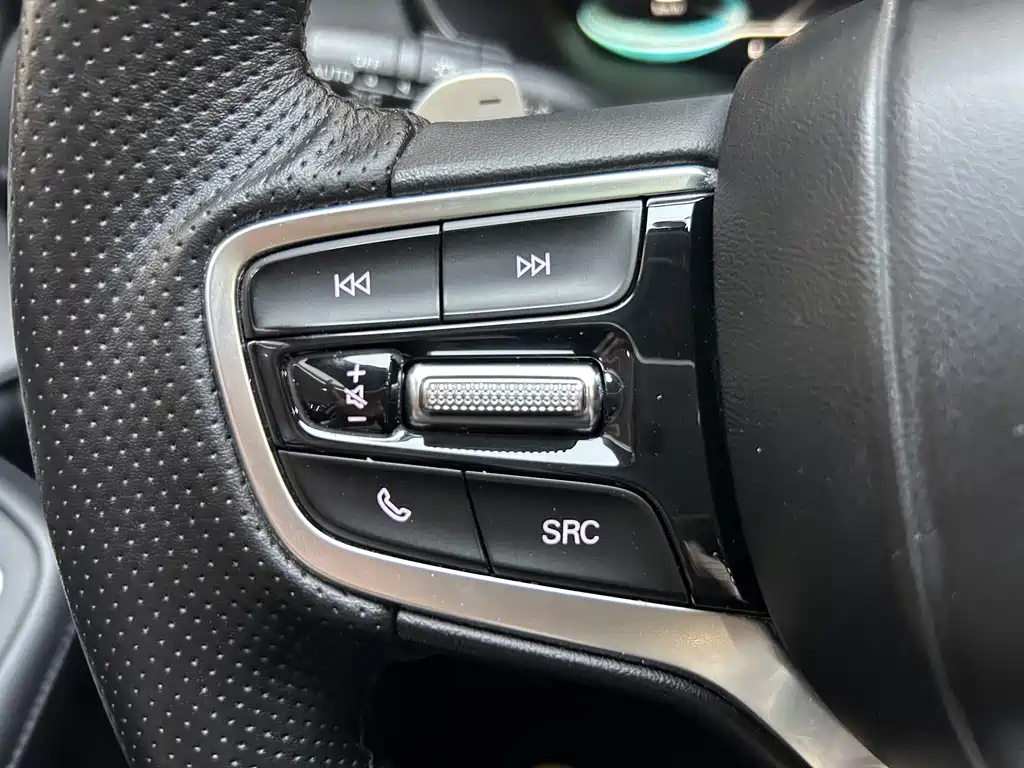 Roewe RX5 MAX — миниатюра 17