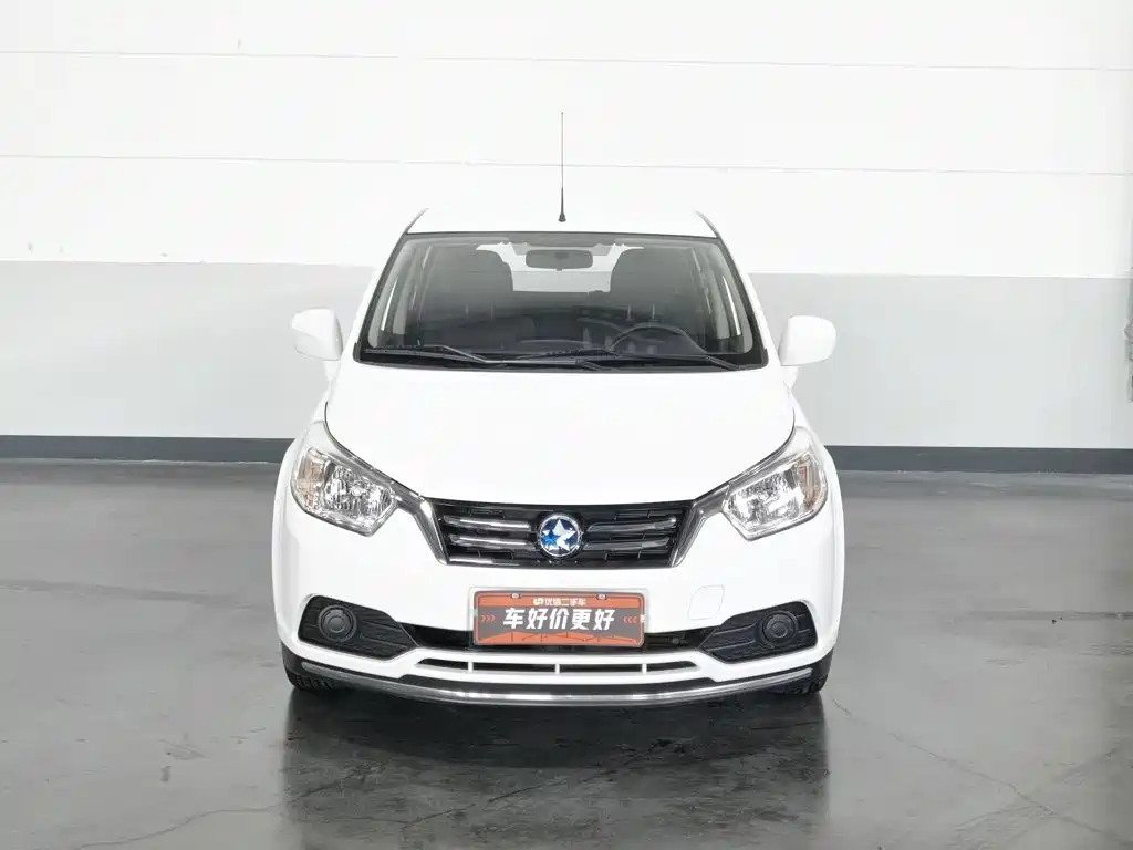 Venucia R50 — миниатюра 3