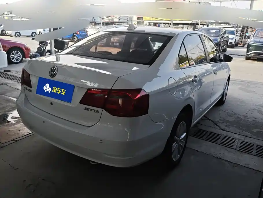Volkswagen Jetta — миниатюра 3