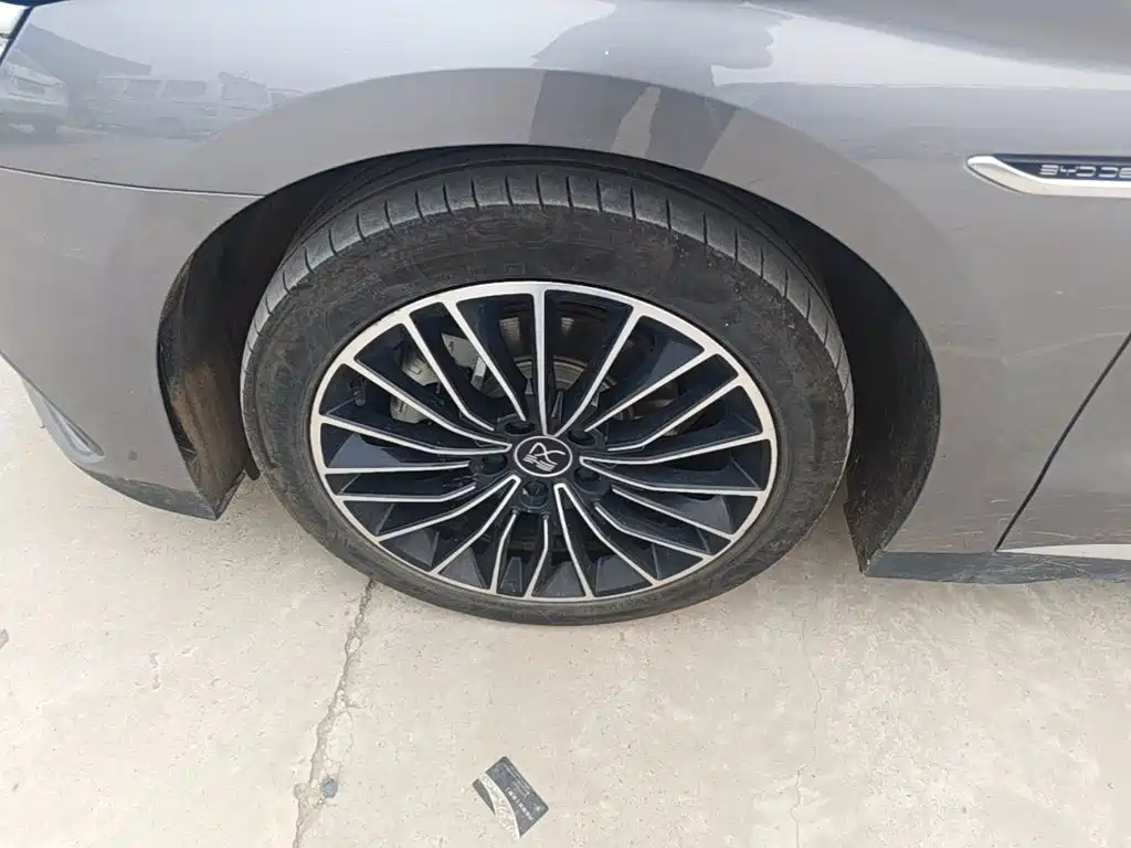 BYD Han — миниатюра 23