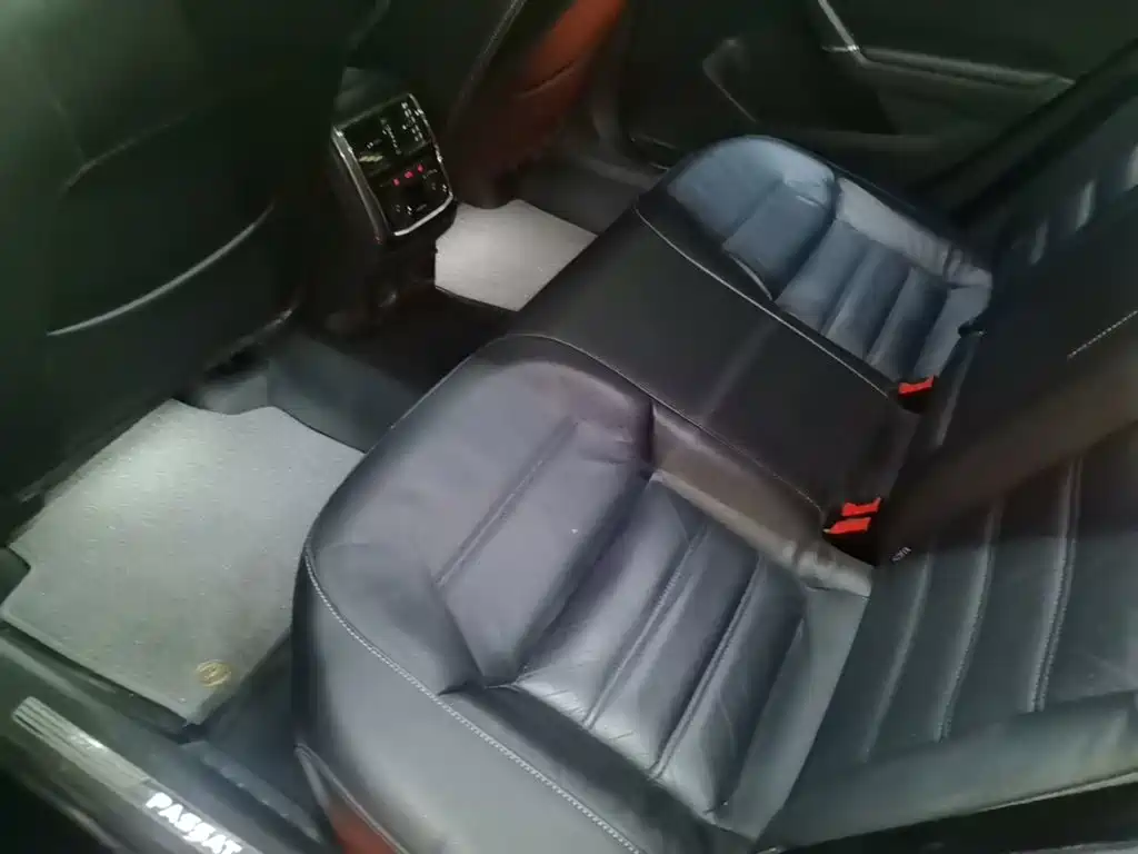 Volkswagen Passat — миниатюра 17
