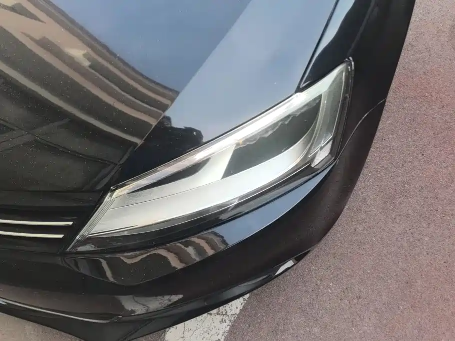 Volkswagen Sagitar — миниатюра 5