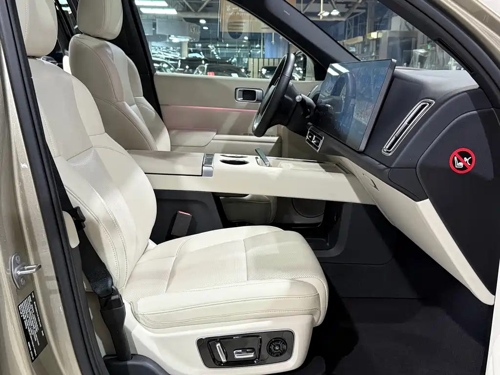 Li Auto Li L8 — миниатюра 8