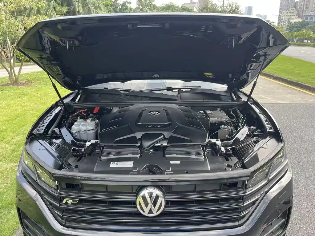 Volkswagen Touareg — миниатюра 9