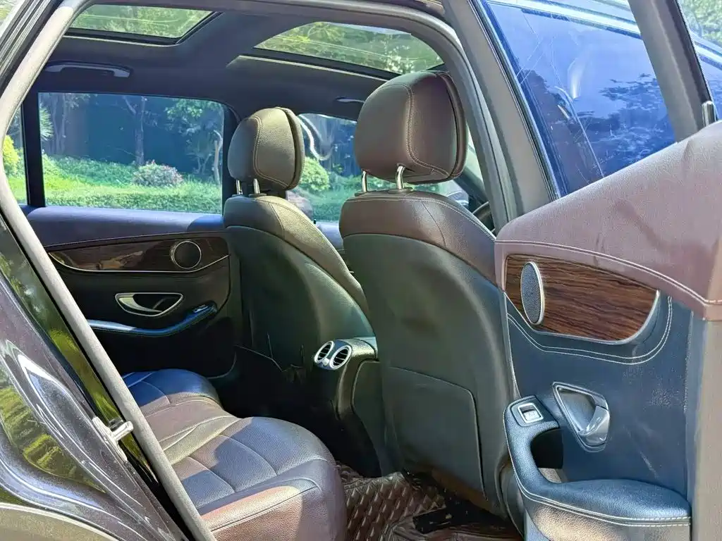 Mercedes-Benz GLC — миниатюра 13
