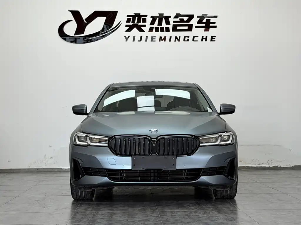 BMW 5 Series — миниатюра 2