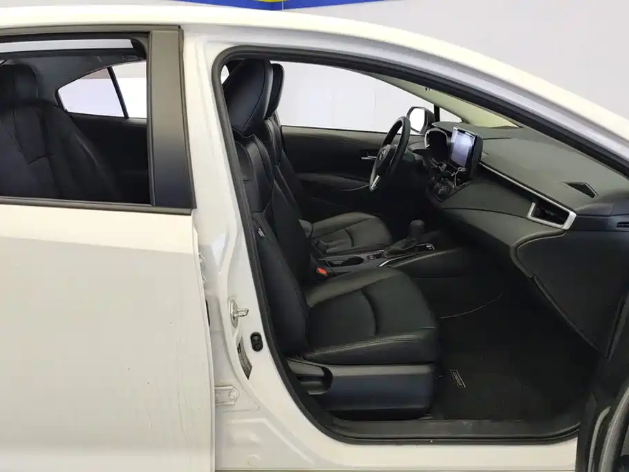 Toyota Corolla — миниатюра 8