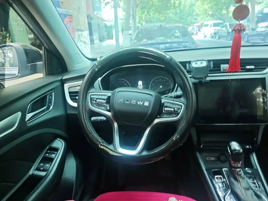 Roewe RX3 — миниатюра 6