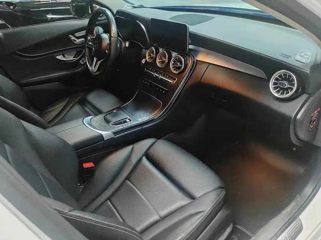 Mercedes-Benz C-Class — миниатюра 9
