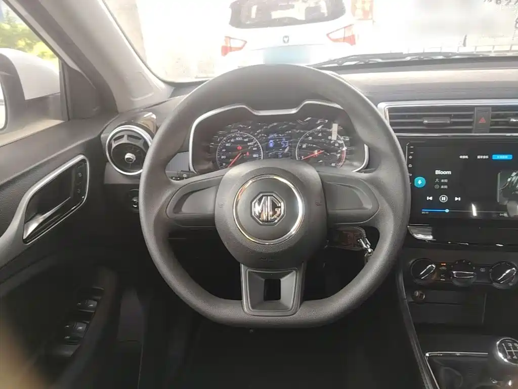 MG ZS — миниатюра 11