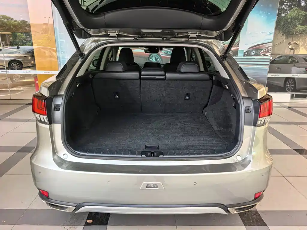 Lexus RX — миниатюра 4