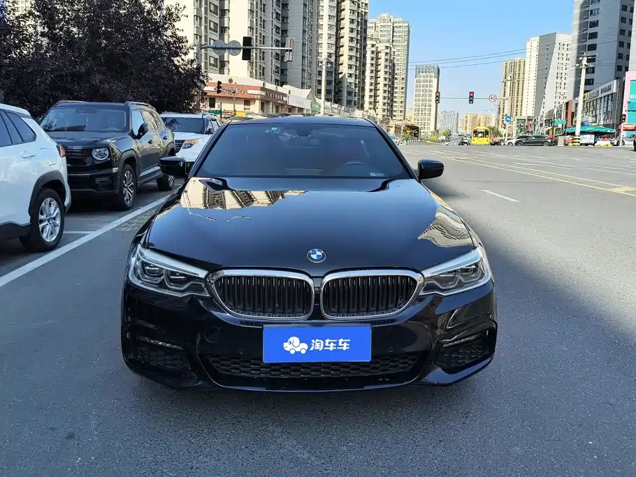 BMW 5 Series — миниатюра 2