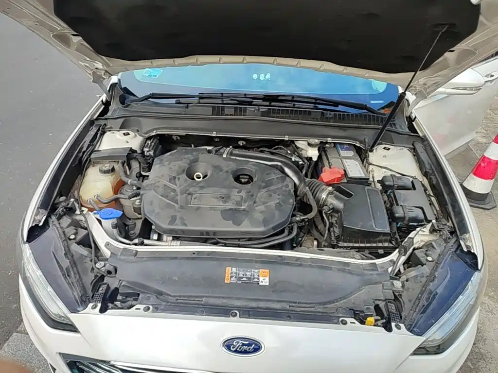 Ford Mondeo — миниатюра 20