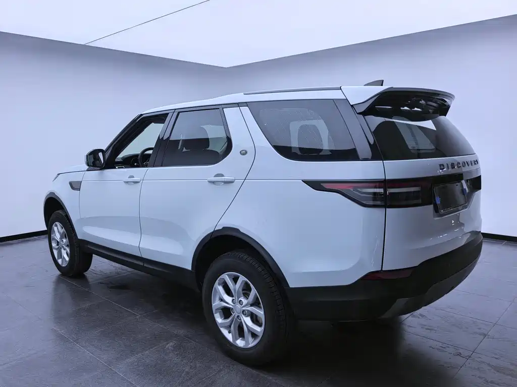 Land Rover Discovery 2017 3.0 SC V6 S