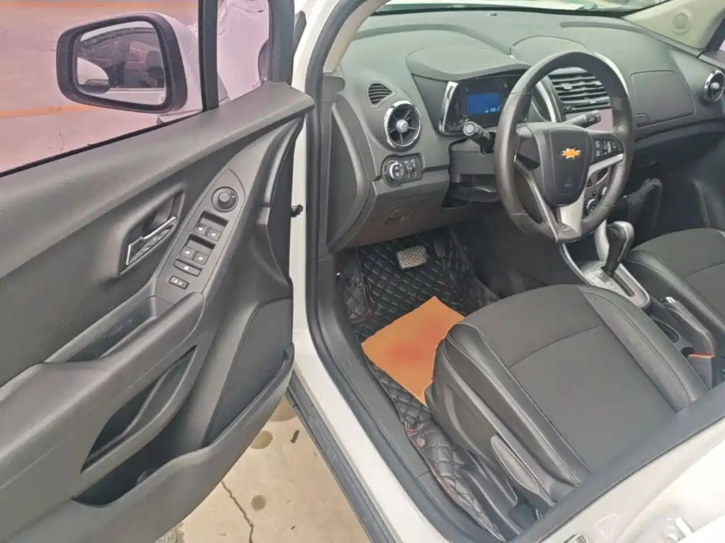 Chevrolet Trax — миниатюра 16