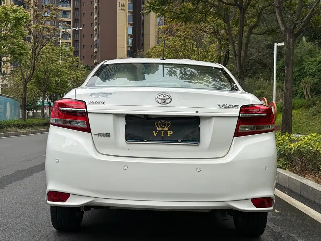 Toyota Vios — миниатюра 5