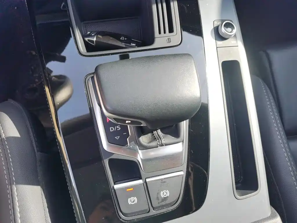 Audi Q5L — миниатюра 7
