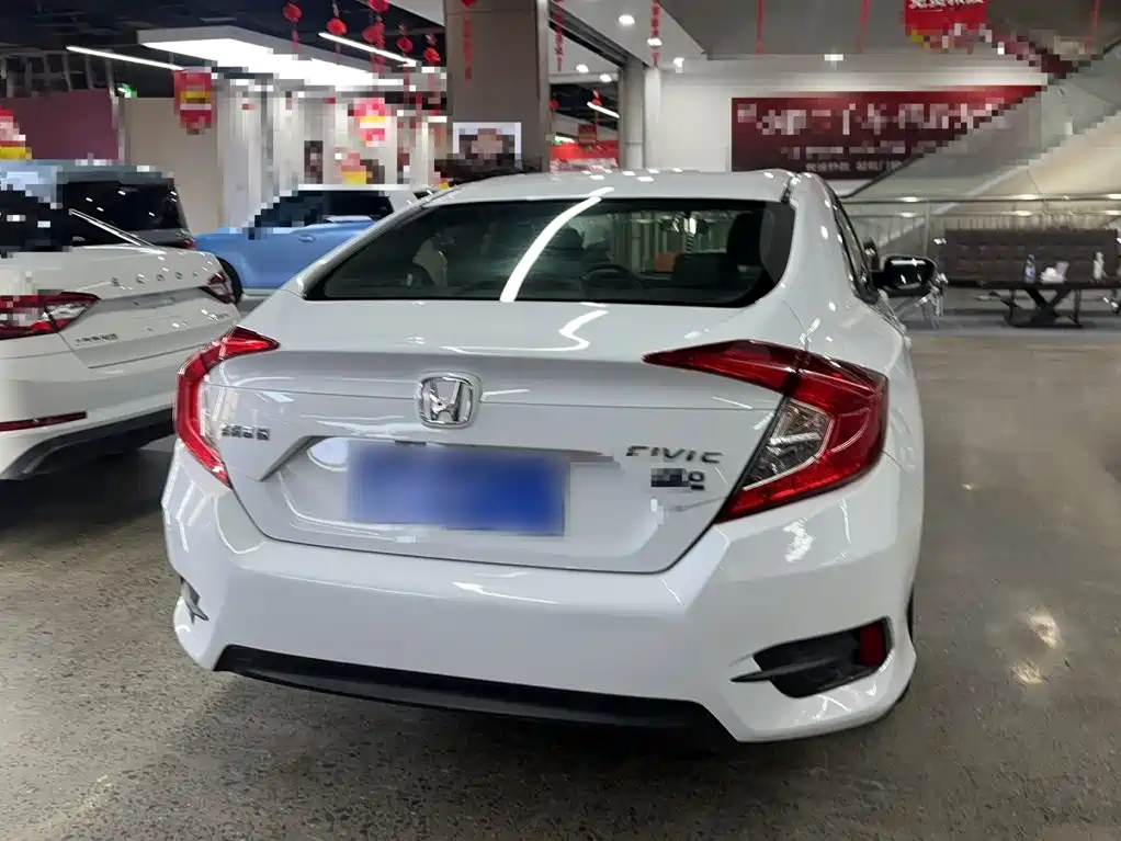 Honda Civic 2016 220TURBO CVT Luxury