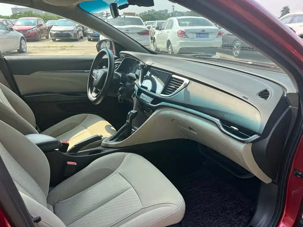 Buick Excelle — миниатюра 8