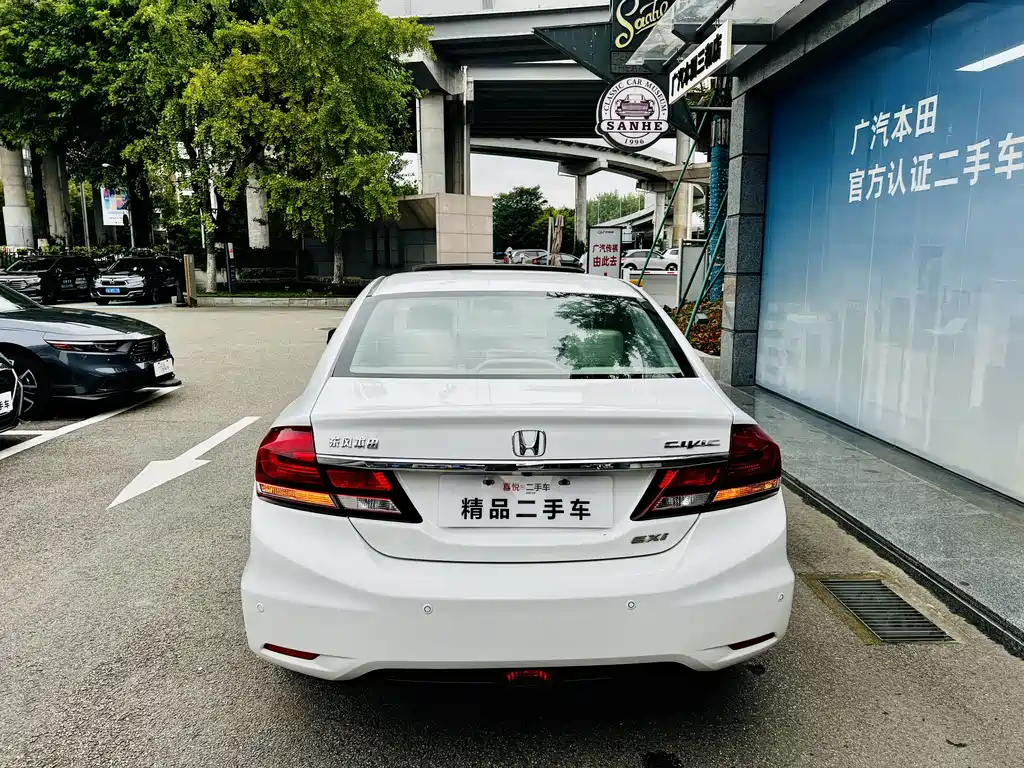 Honda Civic — миниатюра 5
