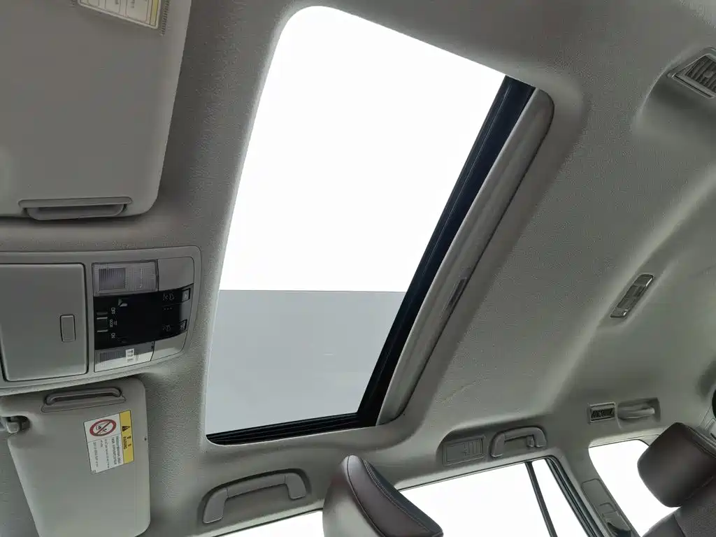 Toyota Prado — миниатюра 14