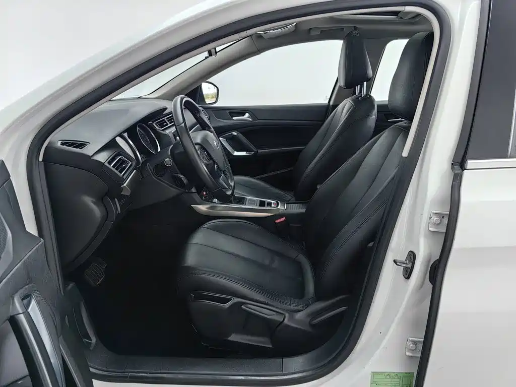 Peugeot 408 — миниатюра 10