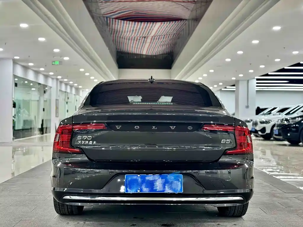 Volvo S90 2021 B5 Luxury