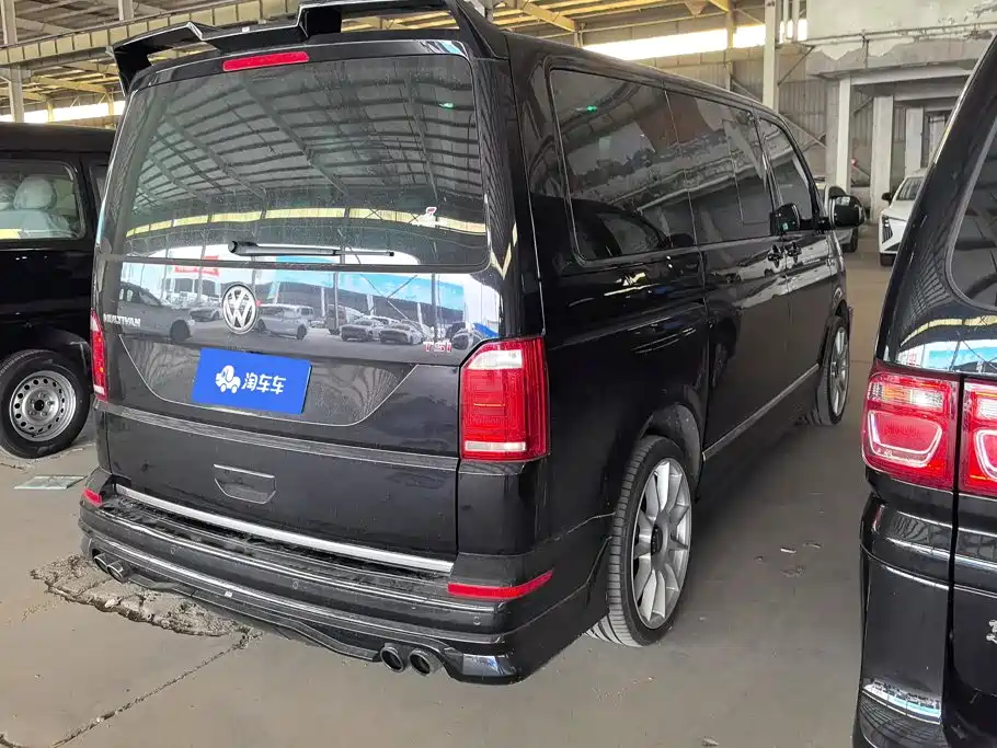 Volkswagen Multivan — миниатюра 3