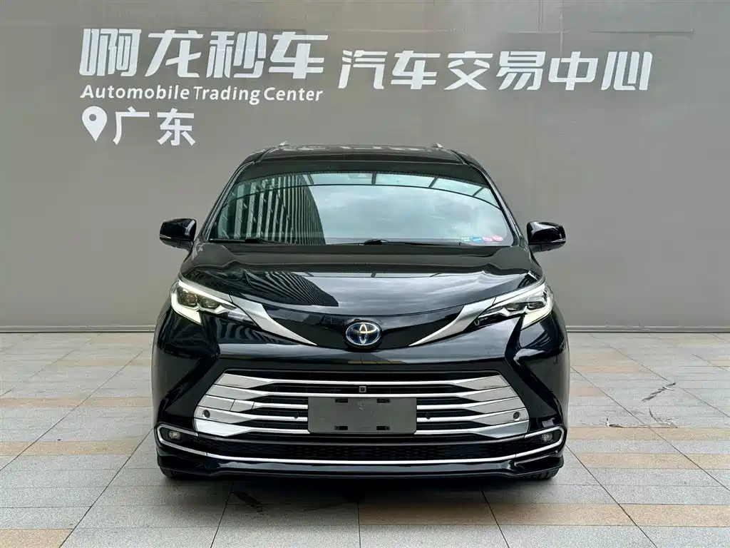 Toyota Sienna 2021 2.5L