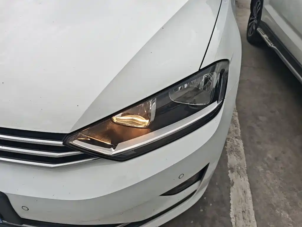 Volkswagen Golf Sportsvan — миниатюра 24