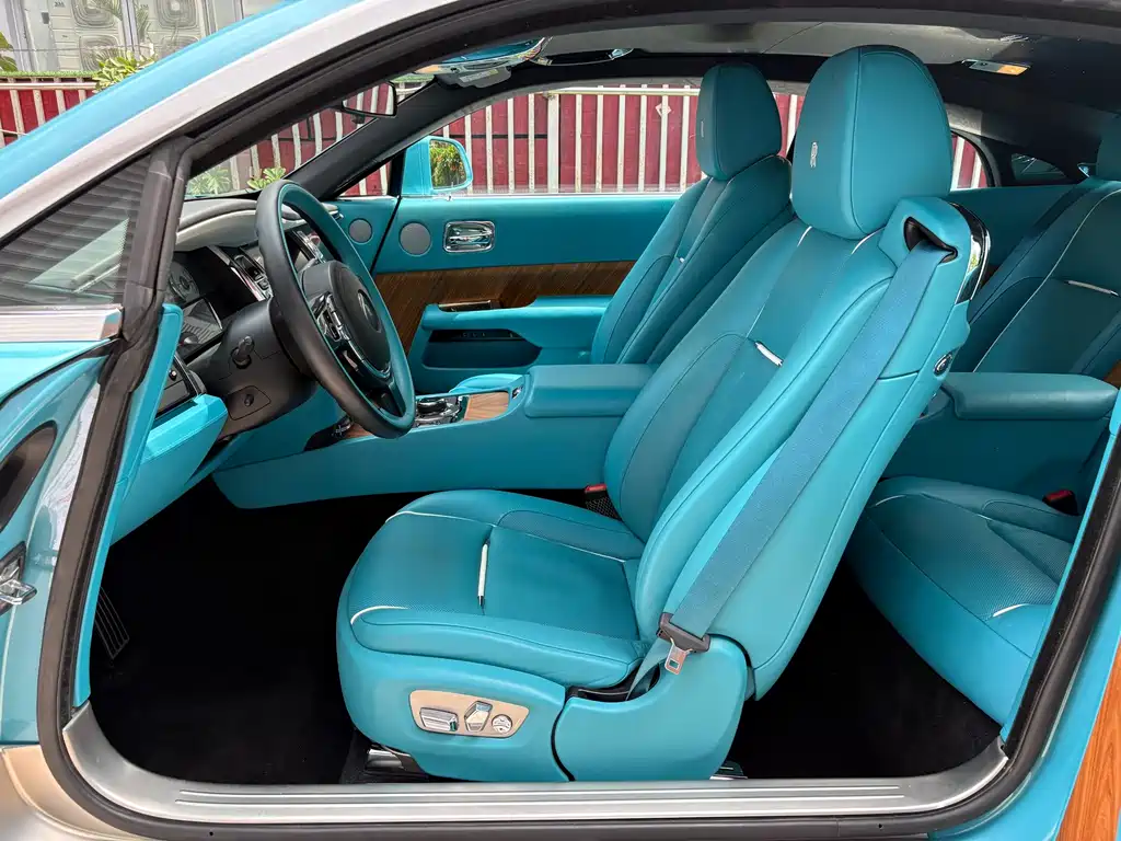 Rolls-Royce Wraith — миниатюра 13