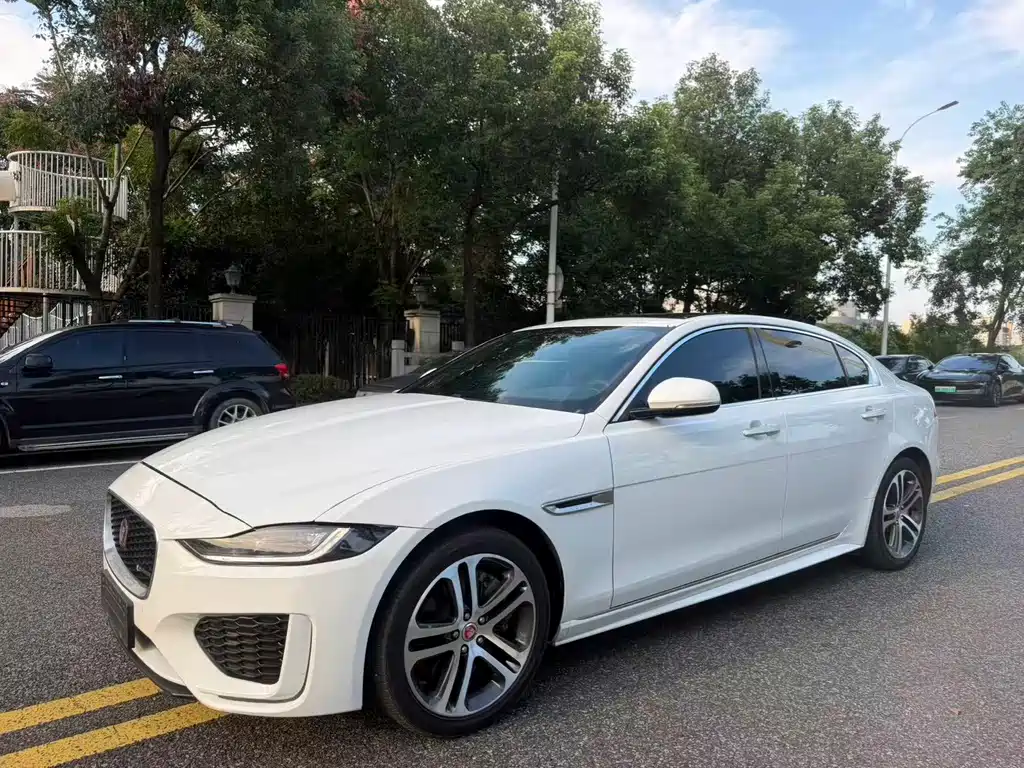 Jaguar XEL
