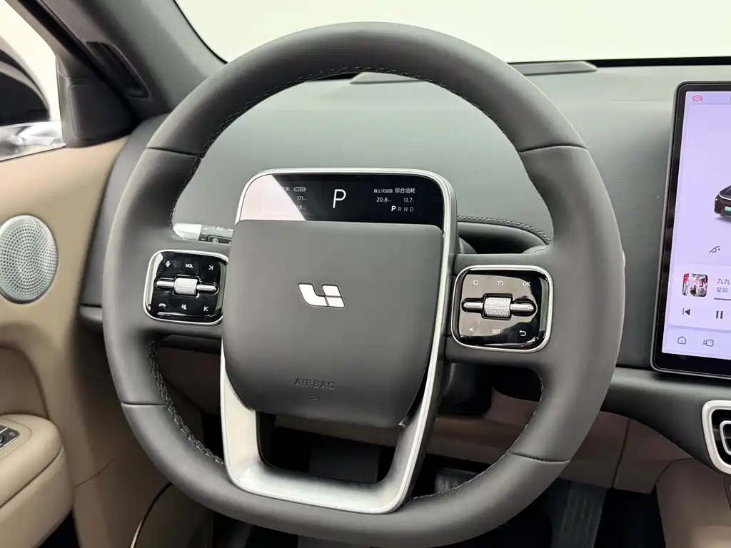Li Auto IDEAL L6
