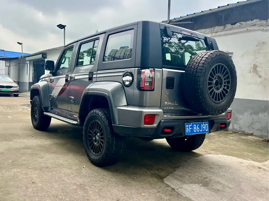 BAIC BJ40 2023 2.0T AT Champion