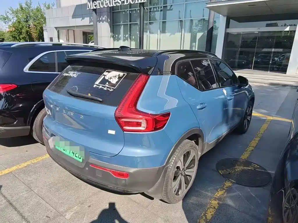 Volvo XC40 NEV — миниатюра 4