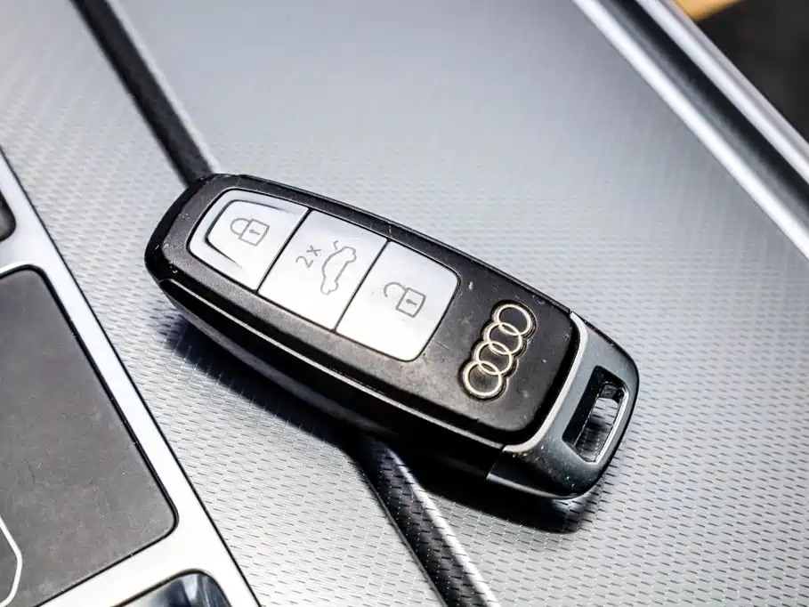 Audi A7L — миниатюра 10