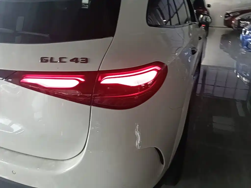 Mercedes-Benz GLC AMG — миниатюра 8