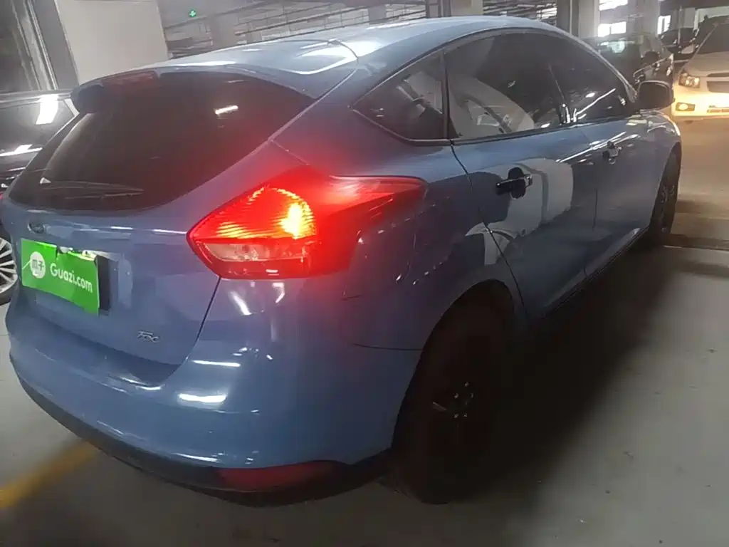Ford Focus 2015 1.6L AT Comfort