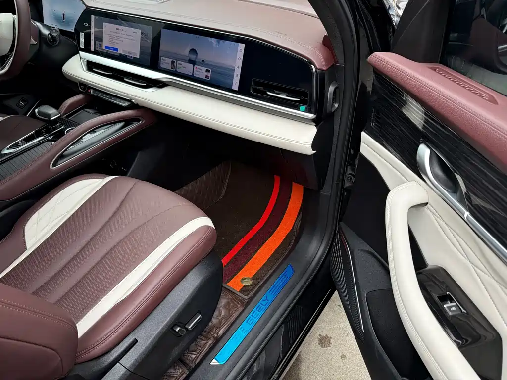 Geely Xingyue L — миниатюра 11