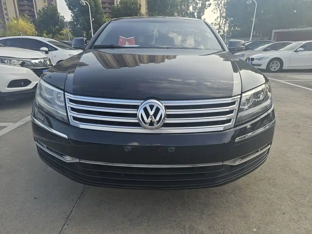 Volkswagen Phaeton — миниатюра 2