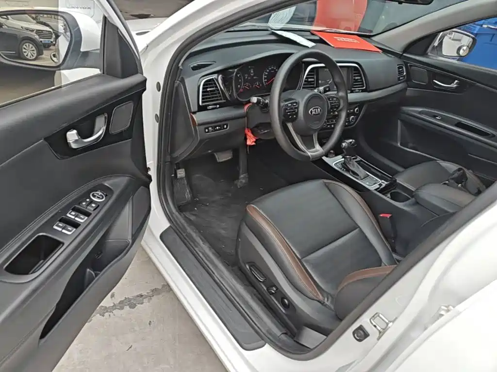 Kia K4 — миниатюра 16