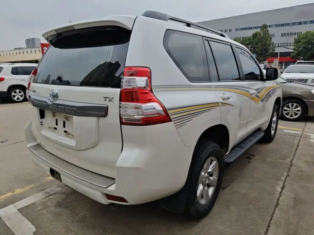 Toyota Prado — миниатюра 7
