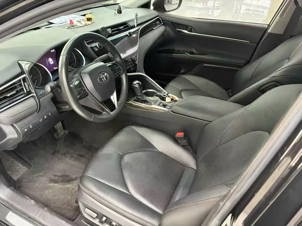 Toyota Camry 2.5G Luxury Edition, фото 4